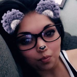 Meet your Posher, Celia